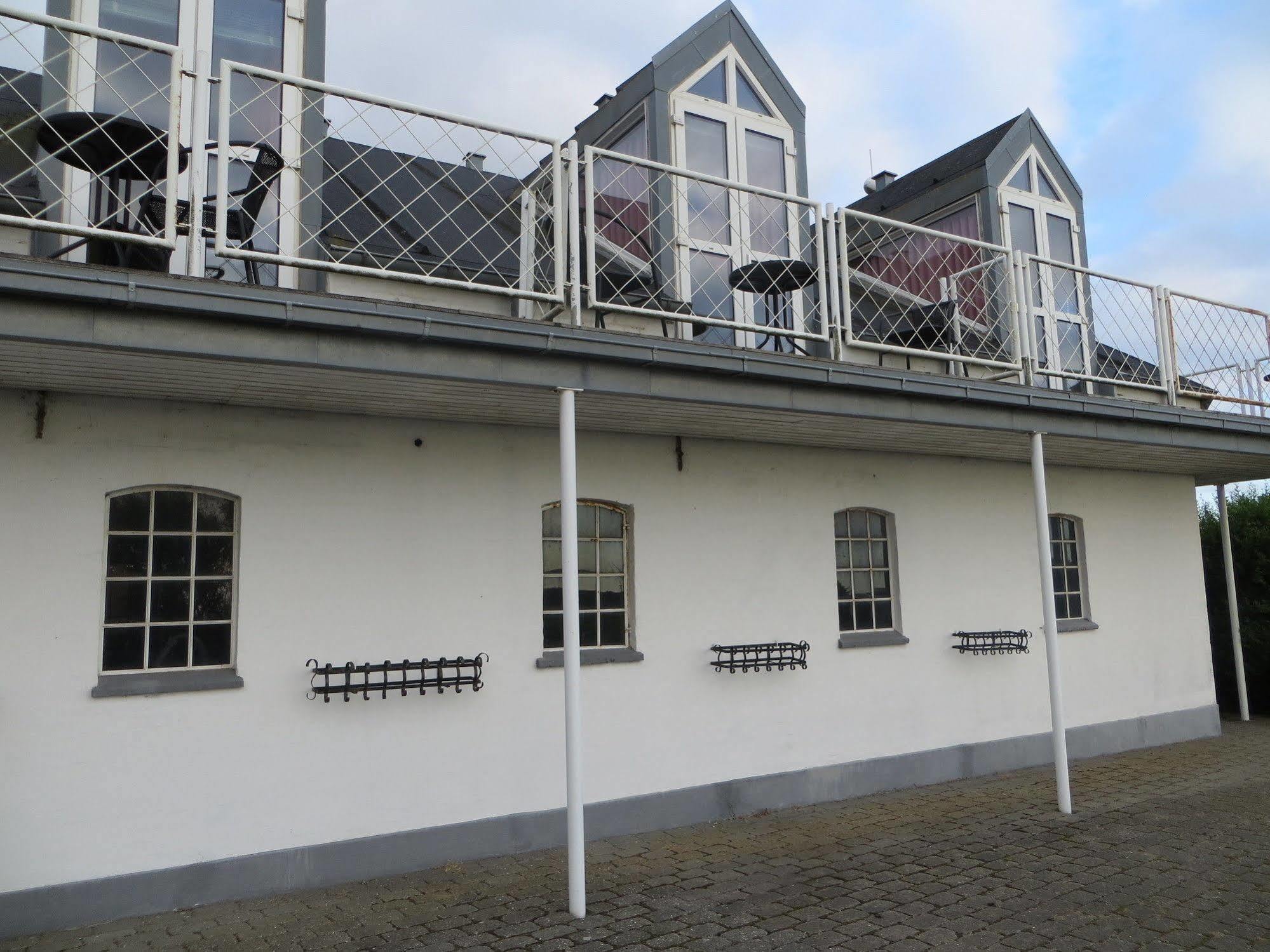 Hotel Bork Kro Hemmet Bagian luar foto